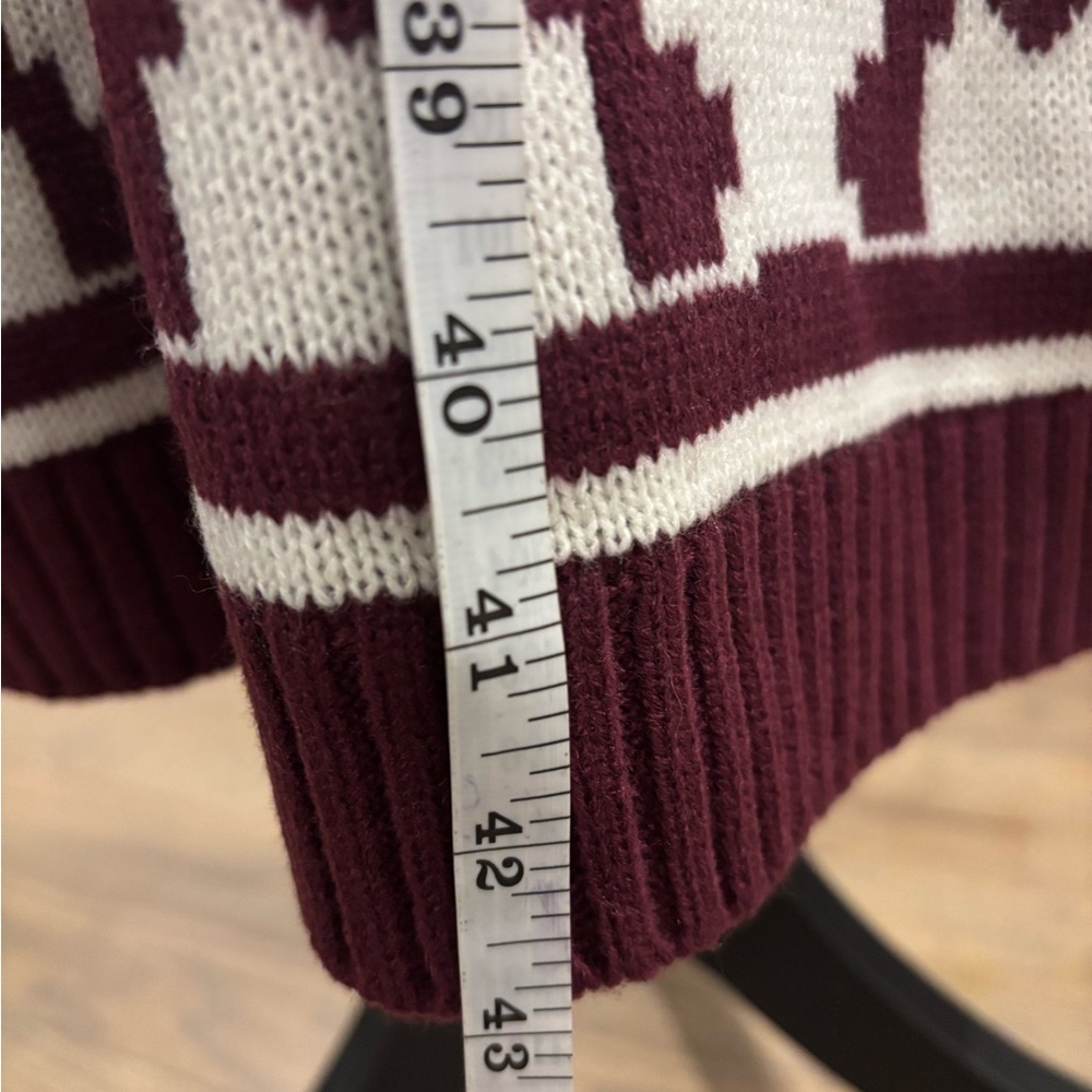 Wrangler Burgundy and White Patterned Cardigan Duster NWT! - Picture 8 of 9